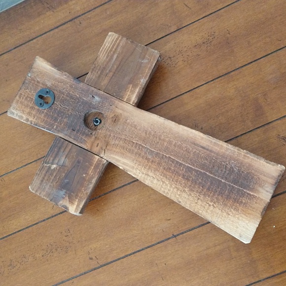 Decorative Rustic Cross - Picture 4 of 6